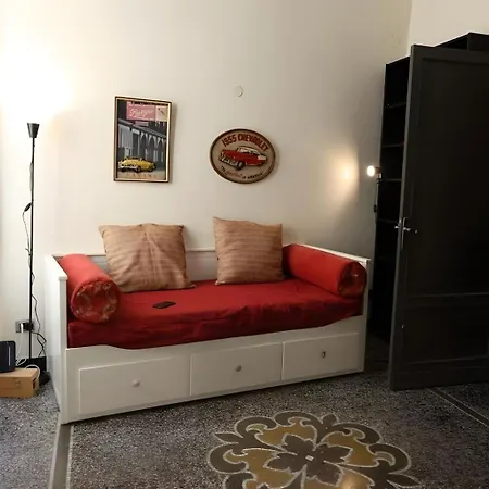 Maison Xxv Aprile By M3trocubo