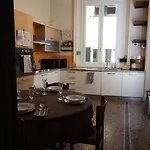 Maison Xxv Aprile By M3trocubo *