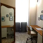 Maison Xxv Aprile By M3trocubo *