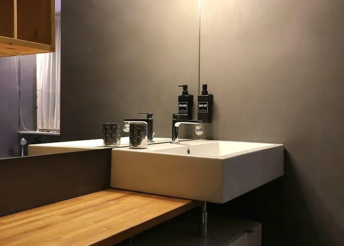 Maison Xxv Aprile By M3trocubo Genua