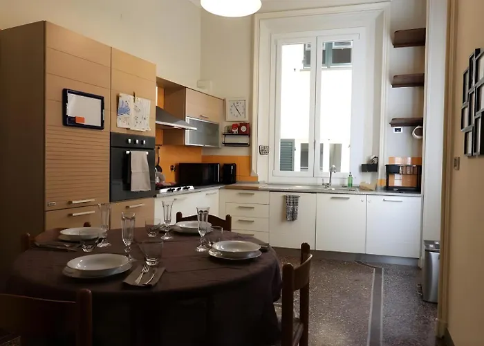 Maison Xxv Aprile By M3trocubo Genua