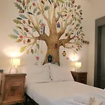 Maison Xxv Aprile By M3trocubo