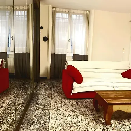 Lejlighed Maison Xxv Aprile By M3trocubo Genova